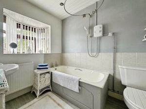 Family Bathroom- click for photo gallery